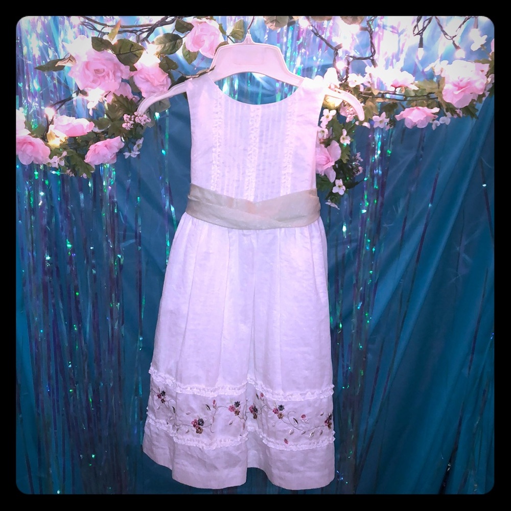 Little girls spring dress